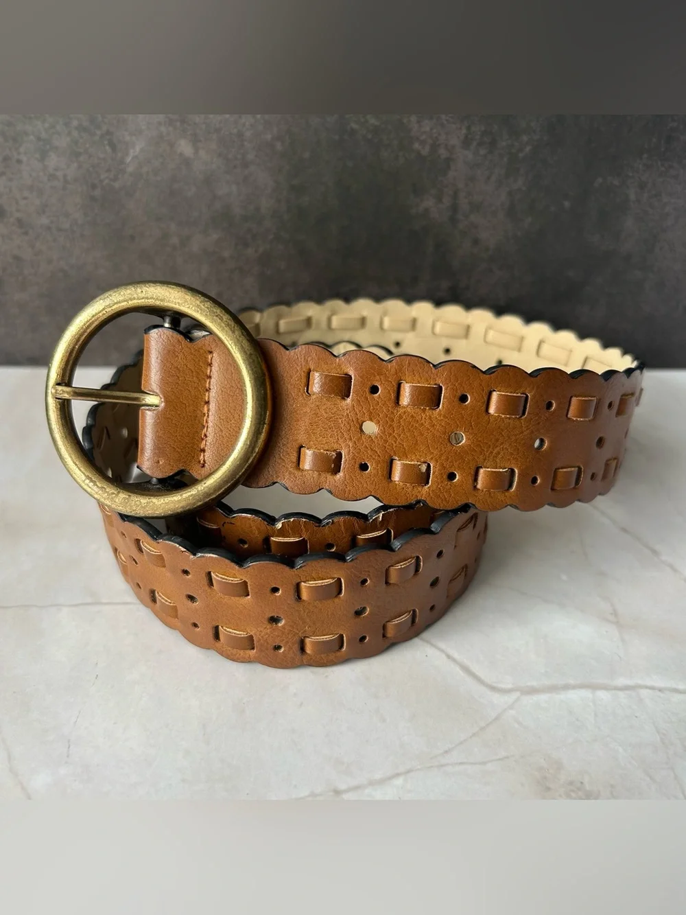 Brown Scalloped Leather Belt with Brass Tone Ring Buckle